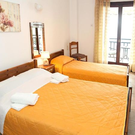 Hotel Platanidia Buitenkant foto