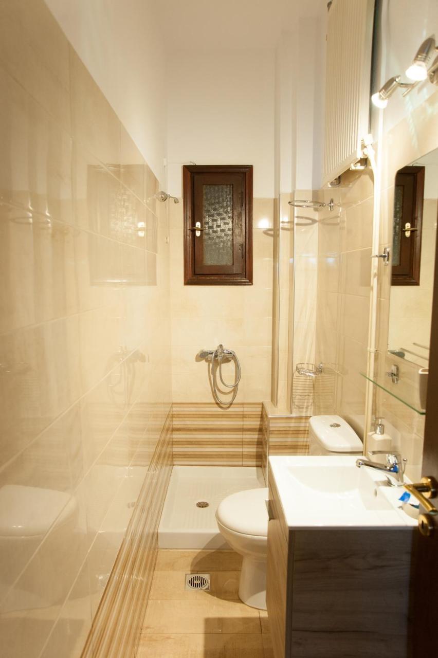 Hotel Platanidia Buitenkant foto
